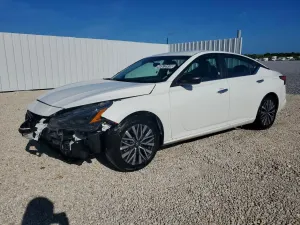 Nissan Altima 2.5L 4 2025