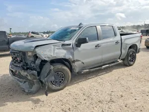Chevrolet Silverado 1500 5.3L 8 2024