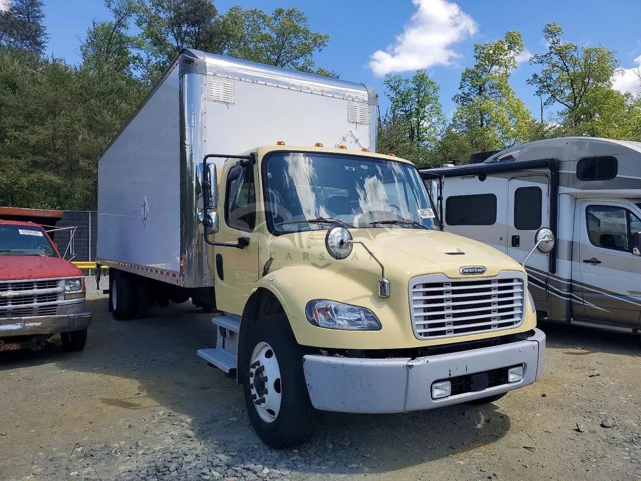 Freightliner Business Class M2 6.7L 6 2022
