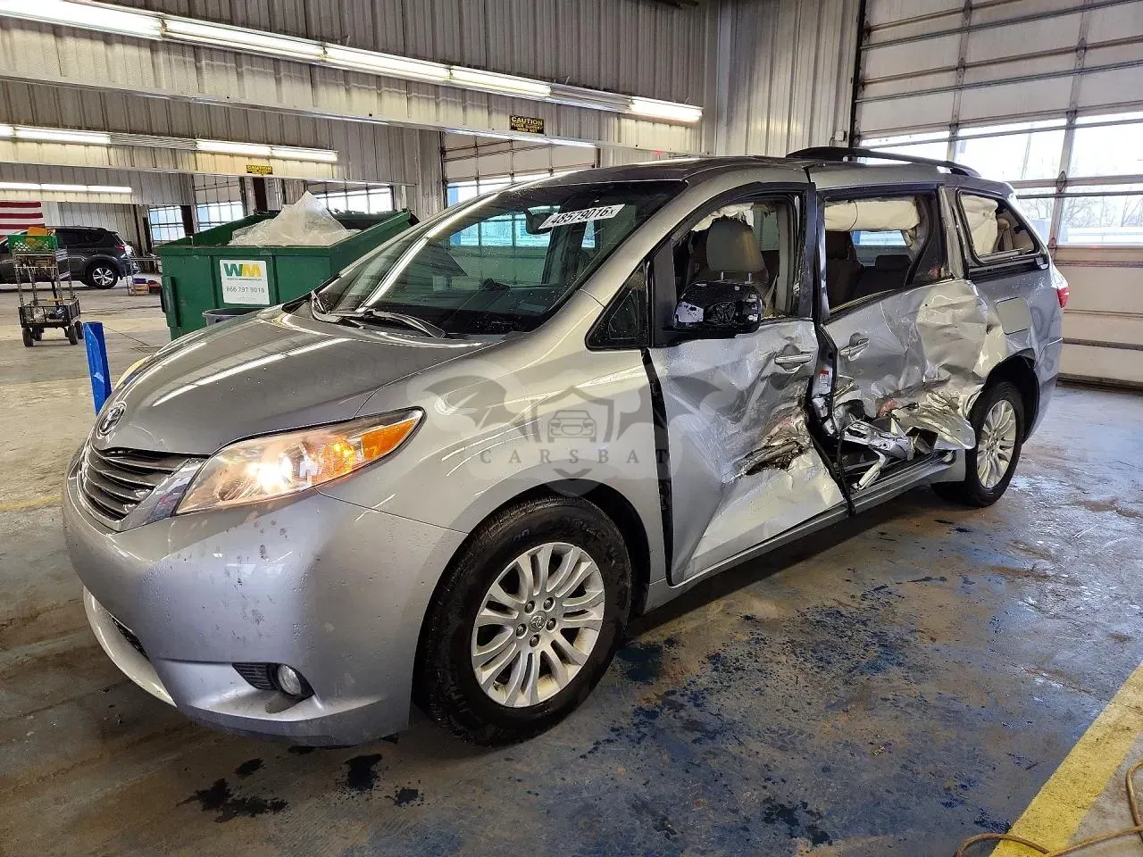 Toyota Sienna 3.5L 6 2015