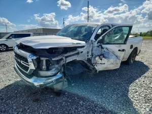 RAM 1500 5.7L 8 2022