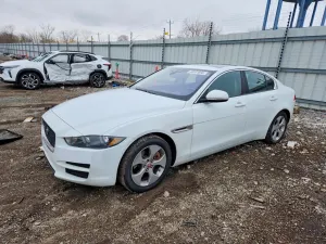 Jaguar XE 2.0L 4 2017