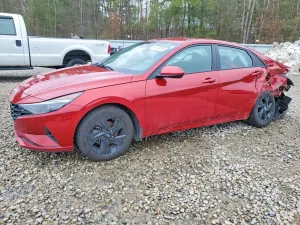 Hyundai Elantra 2.0L 4 2023