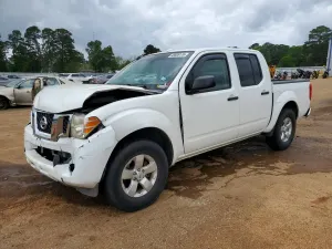 Nissan Frontier 4.0L 6 2013