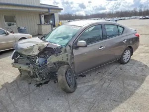Nissan Versa 1.6L 4 2014