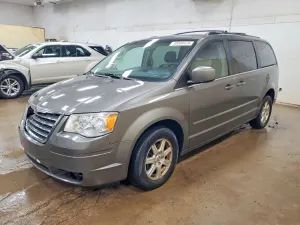Chrysler Town & Country 4.0L 6 2010