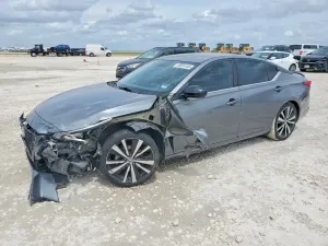 Nissan Altima 2.5L 4 2019