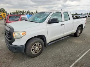 Toyota Tundra 4.6L 8 2015