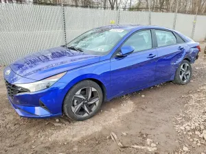 Hyundai Elantra 2.0L 4 2023