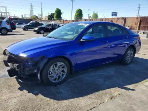 Hyundai Elantra 2.0L 4 2024