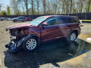 Toyota Highlander 3.5L 6 2016