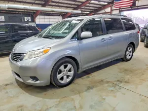 Toyota Sienna 3.5L 6 2011