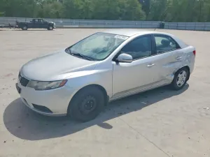 Kia Cerato / Forte / K3 2.0L 4 2013