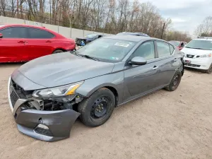 Nissan Altima 2.5L 4 2020