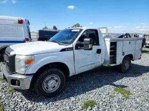 Ford F-250 6.2L 8 2012