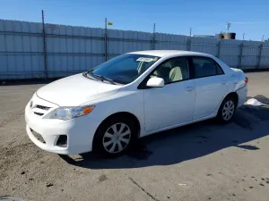 Toyota Corolla 1.8L 4 2011