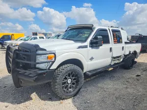 Ford F-250 6.7L 8 2015