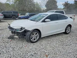 Chrysler 200 2.4L 4 2015