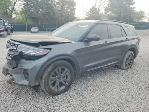 Ford Explorer 2.3L 4 2025