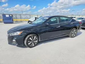 Nissan Altima 2.5L 4 2022