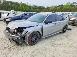 Honda Civic 2.0L 4 2025