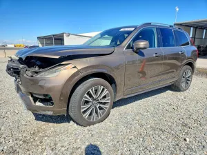 Volvo XC90 2.0L 4 2016