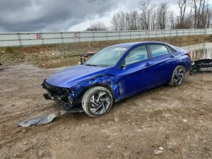 Hyundai Elantra 2.0L 4 2025
