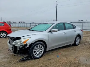 Nissan Altima 2.5L 4 2015