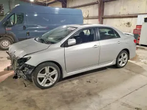 Toyota Corolla 1.8L 4 2013
