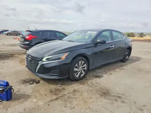 Nissan Altima 2.5L 4 2024