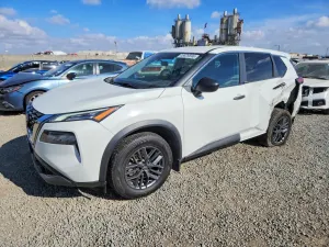 Nissan Rogue 2.5L 4 2021
