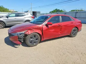 Hyundai Elantra 2.0L 4 2022