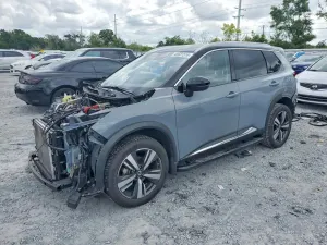 Nissan Rogue 2.5L 4 2021