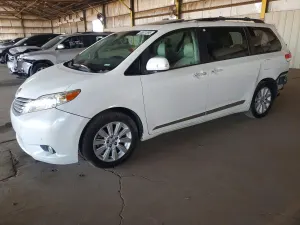 Toyota Sienna 3.5L 6 2014