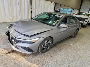 Hyundai Elantra 2.0L 4 2024
