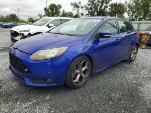 Ford Focus 2.0L 4 2013