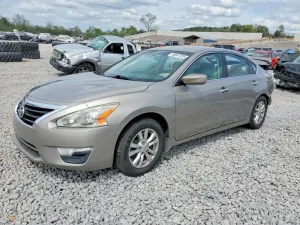 Nissan Altima 2.5L 4 2015