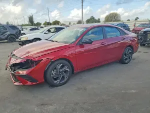 Hyundai Elantra 2.0L 4 2025