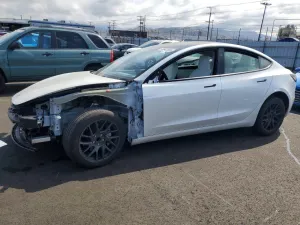 Tesla Model 3 2025