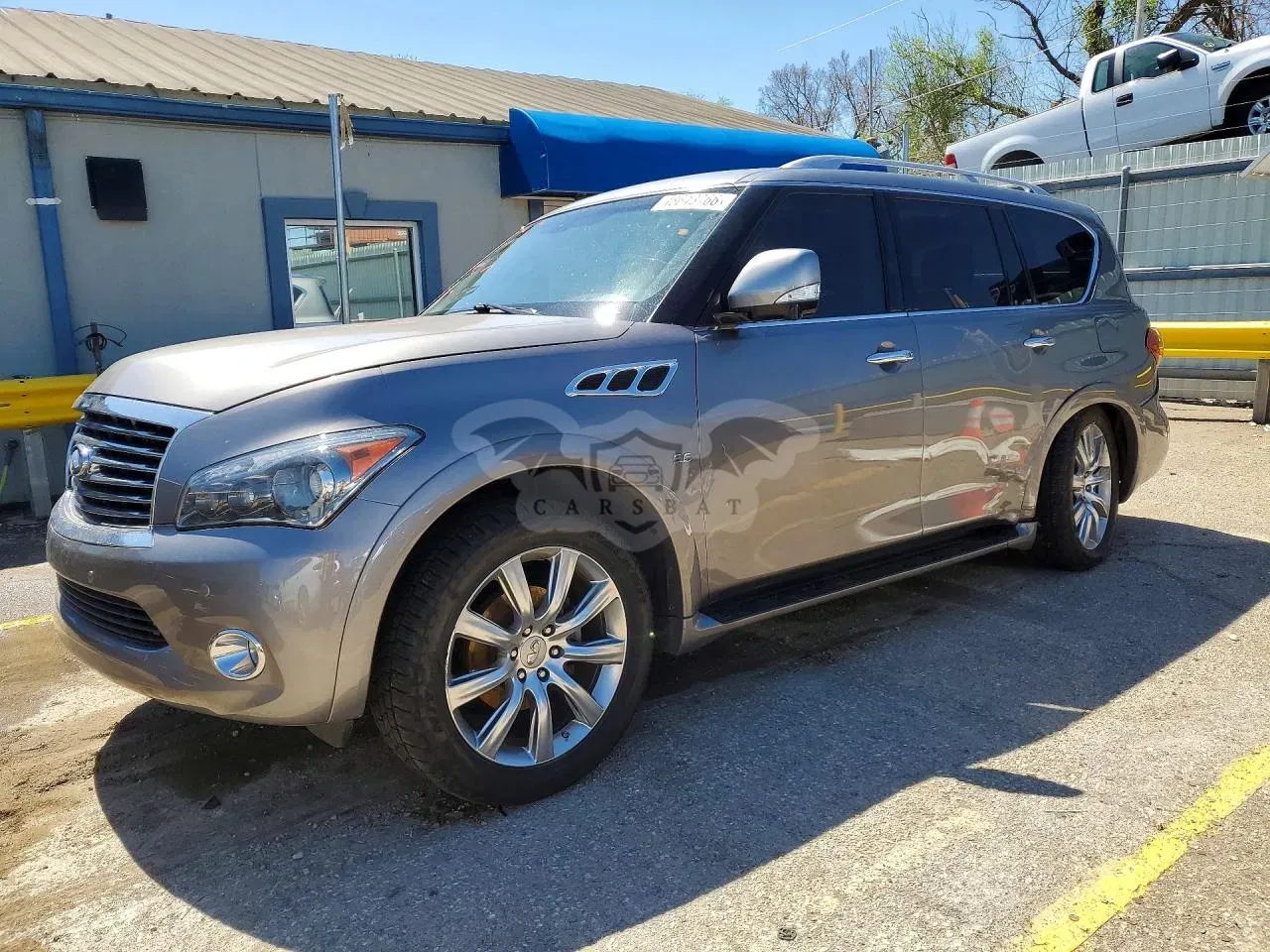 Infiniti QX80 5.6L 8 2014