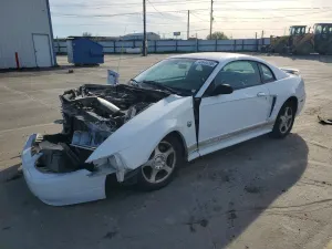 Ford Mustang 3.9L 6 2004