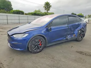 Tesla Model X 2024