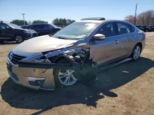 Nissan Altima 2.5L 4 2014