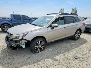 Subaru Outback 2.5L 4 2019