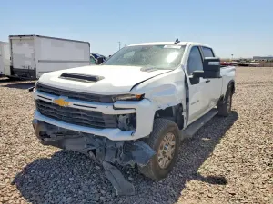 Chevrolet Silverado 1500 6.6L 8 2025