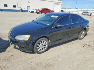 Volkswagen Jetta 1.8L 4 2014
