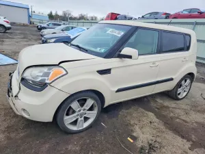 Kia Soul 2.0L 4 2011