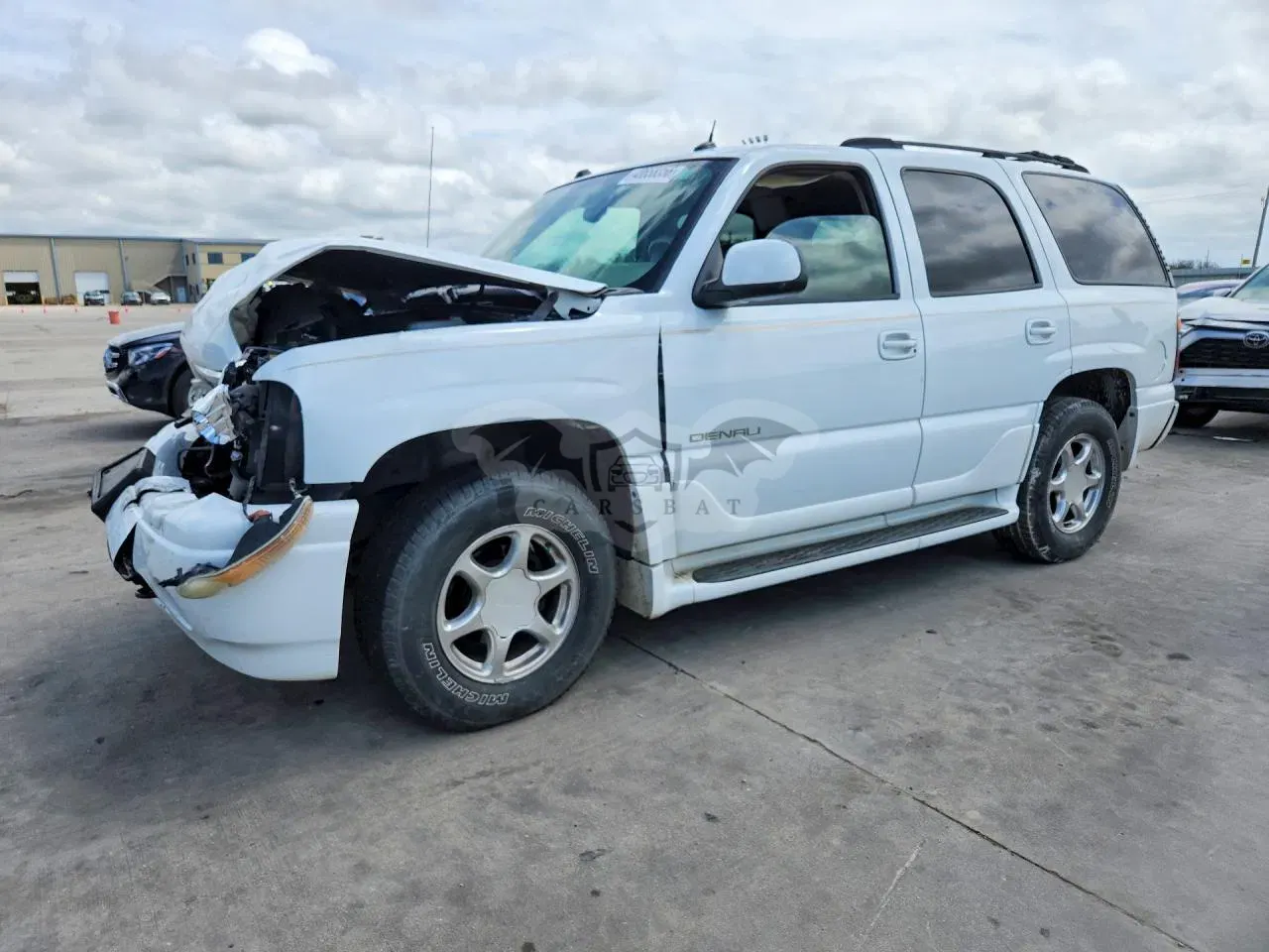 GMC Yukon 6.0L 8 2005