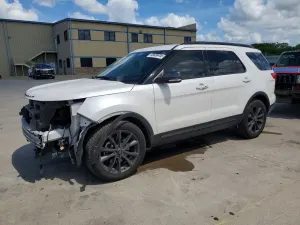 Ford Explorer 3.5L 6 2019