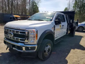 Ford F550 6.7L 8 2023